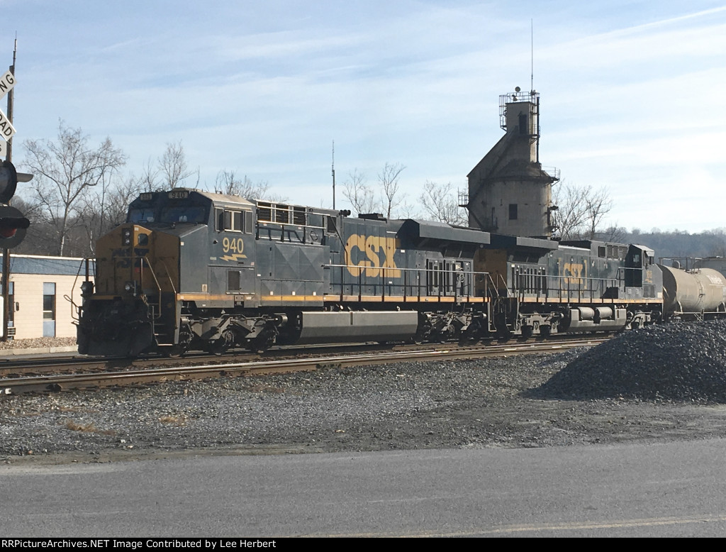 CSX 940